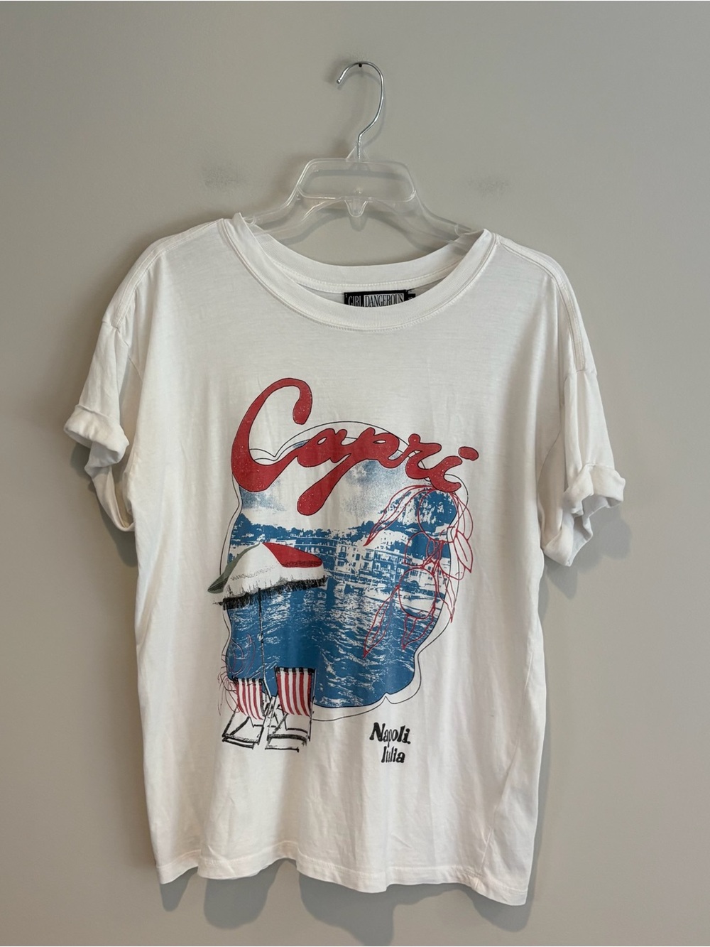 Capri Graphic White Short Sleeve Tee with Red & Blue Print Size S
